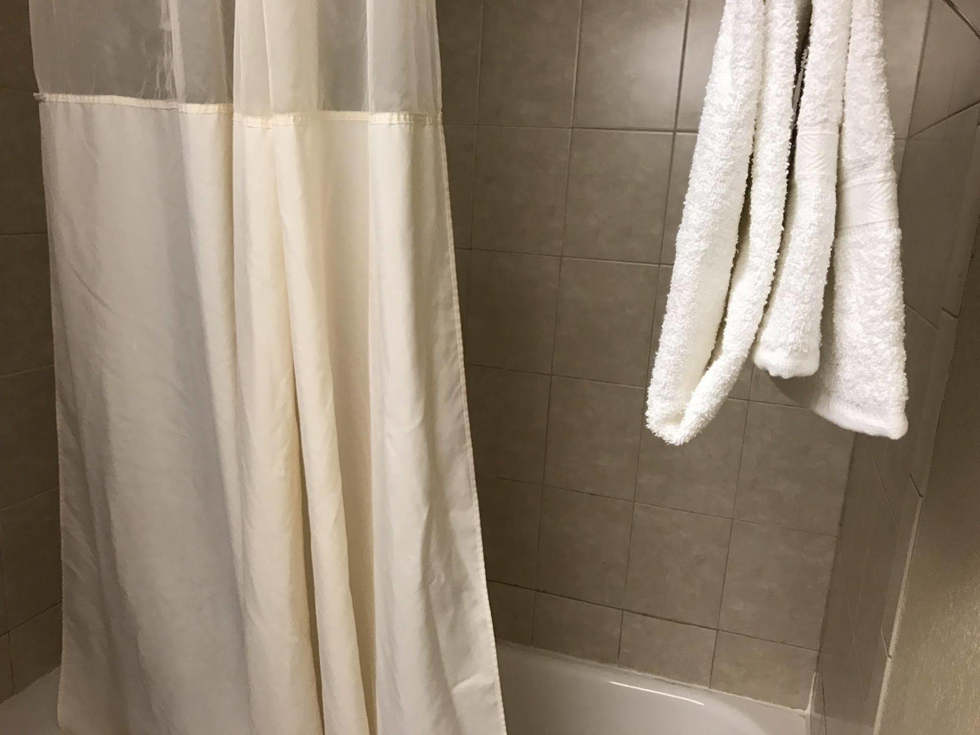 Days Inn By Wyndham Bloomington West Kültér fotó